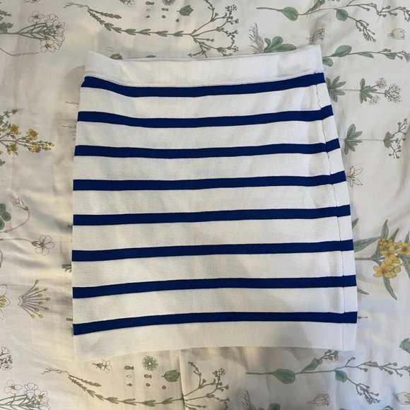 Y2K 90s striped white and blue knitted stretchy pencil skirt! - Picture 9 of 11